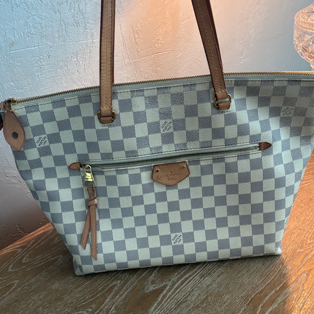 louis vuitton shoulder handbags tote White Damier With Baby Pink Inside